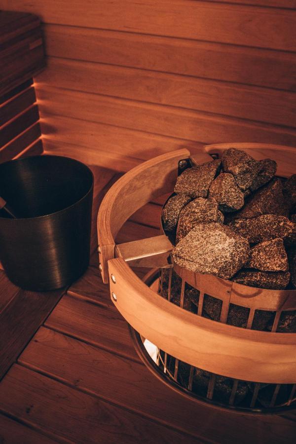 Pyhae Igloos Hotel Pyhatunturi Bagian luar foto