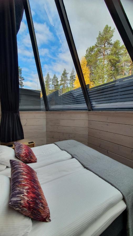 Pyhae Igloos Hotel Pyhatunturi Bagian luar foto